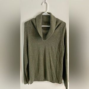 Women’s large turtleneck sweater